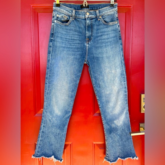 7 FOR ALL MANKIND s4-6 high rise mini flare cropping jeans 10.5”rise-24.5”inseam - Picture 1 of 10